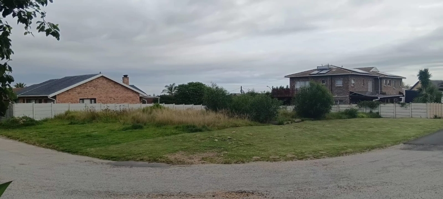 Commercial Property for Sale in Wavecrest Eastern Cape